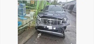 Photo 1 of 18: 2017 Kia Sorento — Korean insurance auction
