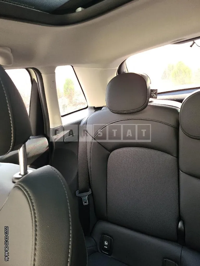 Photo 2 of 13: 2018 MINI Cooper D Five Door, VIN WMWXV3106KTE93278 — Korean insurance auction