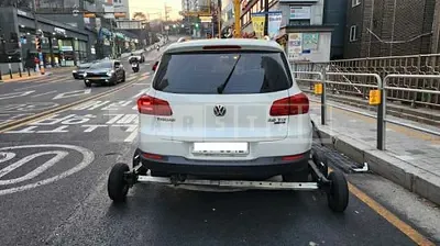 Photo 1 of 18: 2016 Volkswagen Tiguan 2.0 TDI BMT — Korean insurance auction