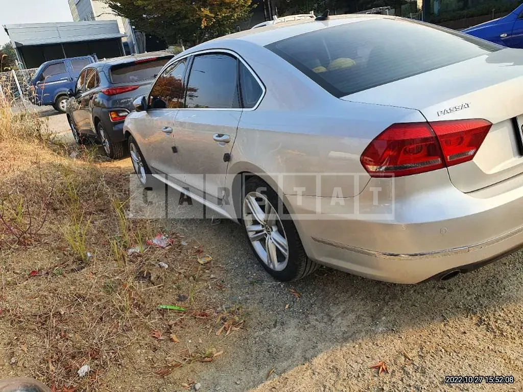 Photo 2 of 8: 2015 Volkswagen Passat 2.0 TDI, VIN 1VWZZZA3ZFC059821 — Korean insurance auction