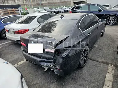 Photo 1 of 50: 2021 BMW 530e — Korean insurance auction
