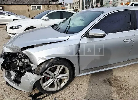 Photo 2 of 10: 2015 Volkswagen Passat 2.0 TDI, VIN 1VWZZZA3ZFC016571 — Korean insurance auction