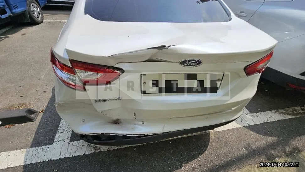Photo 2 of 17: 2015 Ford Mondeo 2.0 — Korean insurance auction