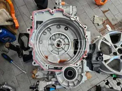 Photo 1 of 3: 2024 Kia (parts) Carnival Hybrid Mission — Korean insurance auction