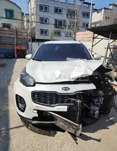 Photo 1 of 14: 2016 Kia Sportage, VIN KNAPL813BGK005774 — Korean insurance auction