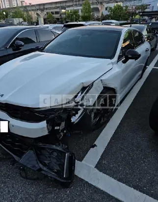 Photo 2 of 13: 2024 Kia K5 — Korean insurance auction