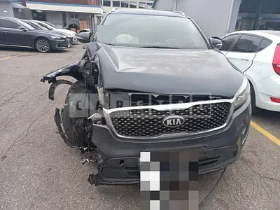 Photo 1 of 8: 2014 Kia Sorento 2.0 (4WD) — Korean insurance auction