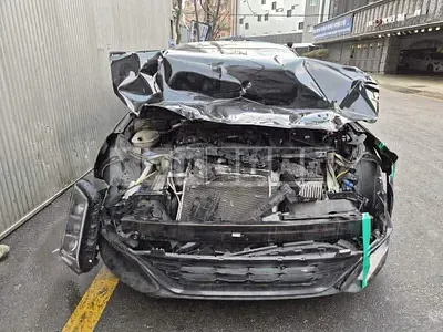 Photo 1 of 41: 2022 Kia K5, VIN KNAG2412BNA185080 — Korean insurance auction