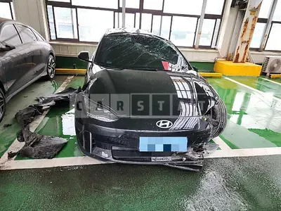 Photo 1 of 28: 2022 Hyundai Ionic 6 Long Range — Korean insurance auction