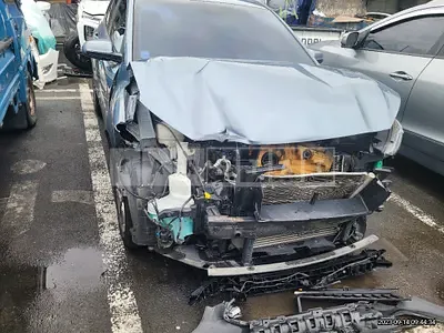 Photo 1 of 50: 2018 Hyundai Kona, VIN KMHK3816GJU004099 — Korean insurance auction