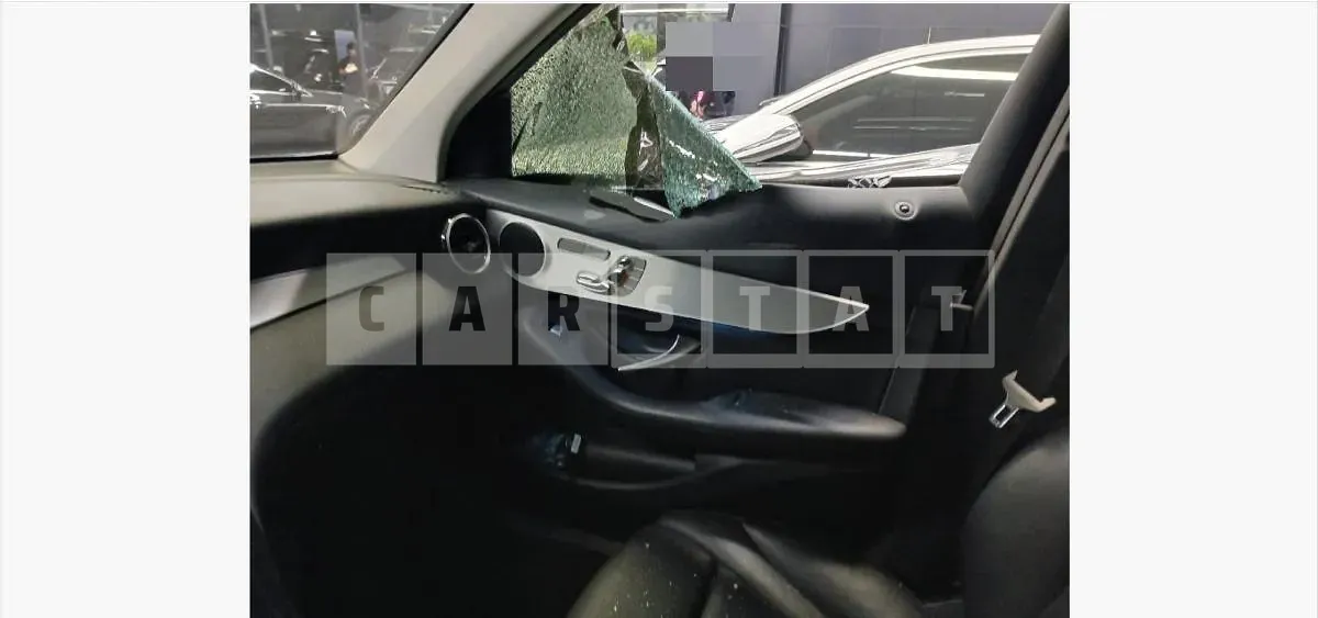 Photo 2 of 22: 2016 Mercedes-Benz GLC220 d 4Matic — Korean insurance auction