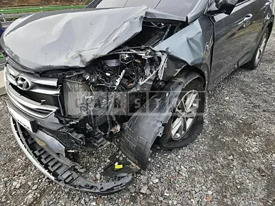 Photo 1 of 9: 2016 Hyundai Santa Fe, VIN KMHSW81UBGU663876 — Korean insurance auction