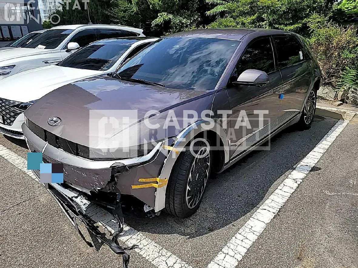 Photo 2 of 11: 2022 Hyundai Modern Ionic 5, VIN KMHKR81AFNU105590 — Korean insurance auction