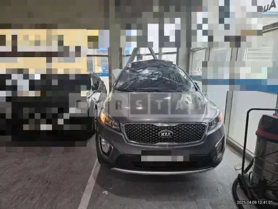 Photo 1 of 10: 2016 Kia Sorento — Korean insurance auction