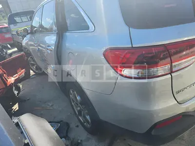 Photo 1 of 17: 2015 Kia Sorento, VIN KNAPH81BDFA076140 — Korean insurance auction