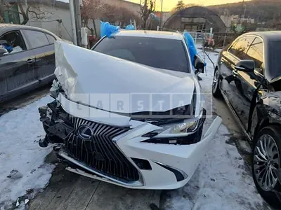 2021 Lexus ES300h