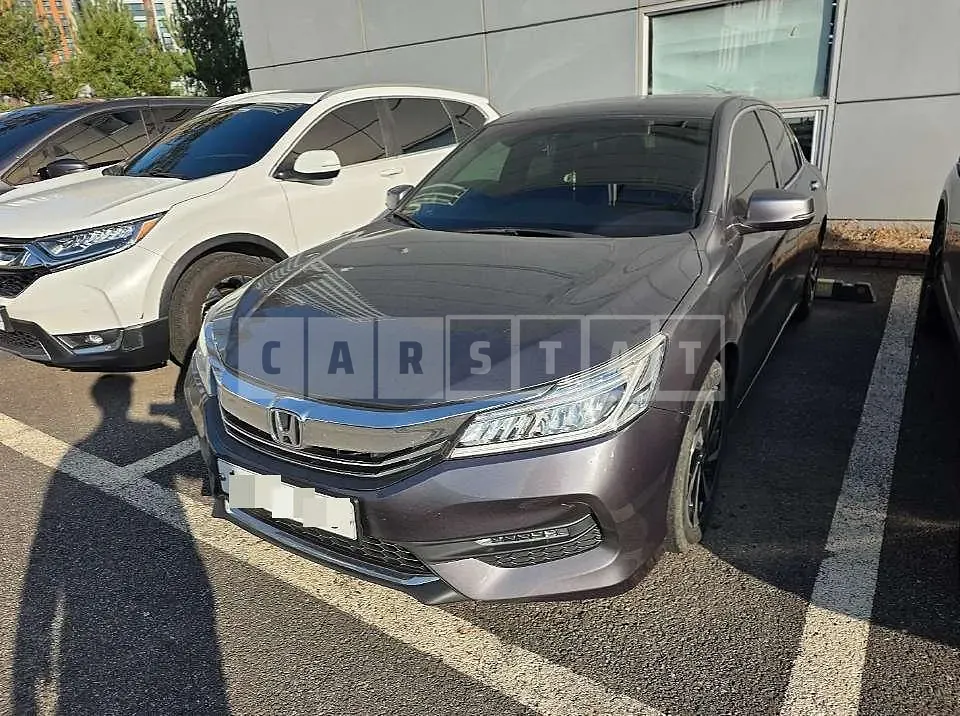 Photo 2 of 7: 2016 Honda Accord — Korean insurance auction