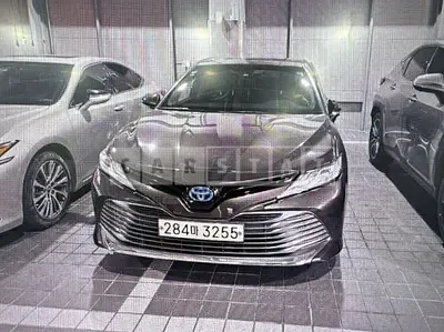 Photo 1 of 20: 2020 Toyota Camry Hybrid, VIN JTNB21HKXL3073762 — Korean insurance auction