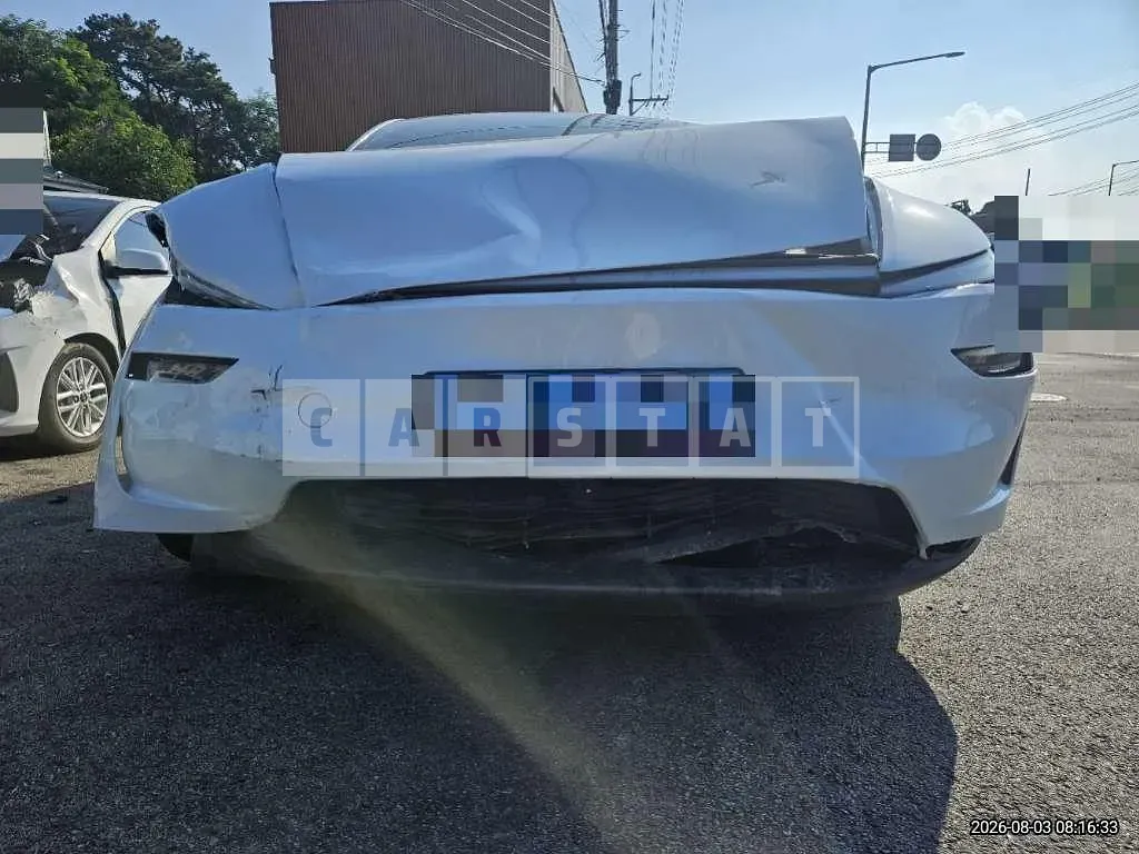 Photo 3 of 3: 2026 Tesla Model Y Premium RWD — Korean insurance auction