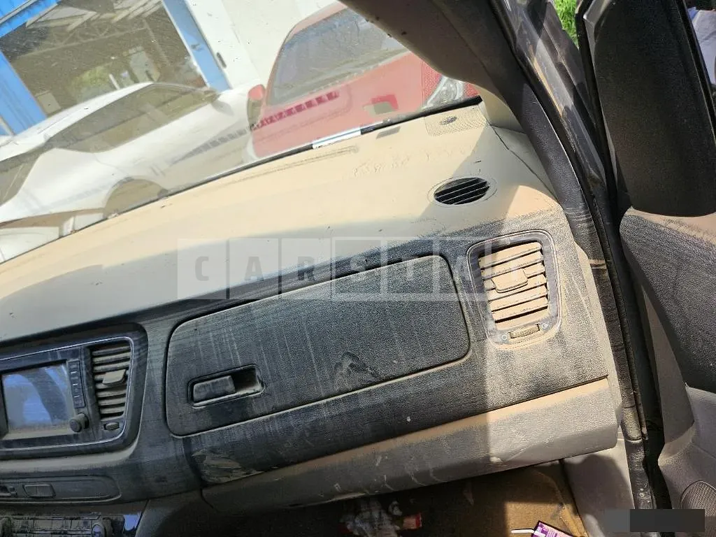 Photo 2 of 21: 2019 Kia Carnivals — Korean insurance auction