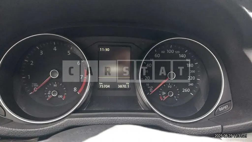 Photo 2 of 38: 2018 Volkswagen Passat 2.0 — Korean insurance auction