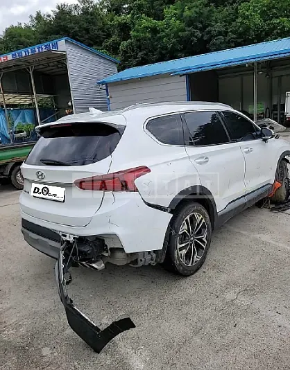 Photo 2 of 13: 2020 Hyundai Santa Fe, VIN KMHS381CBLU278566 — Korean insurance auction
