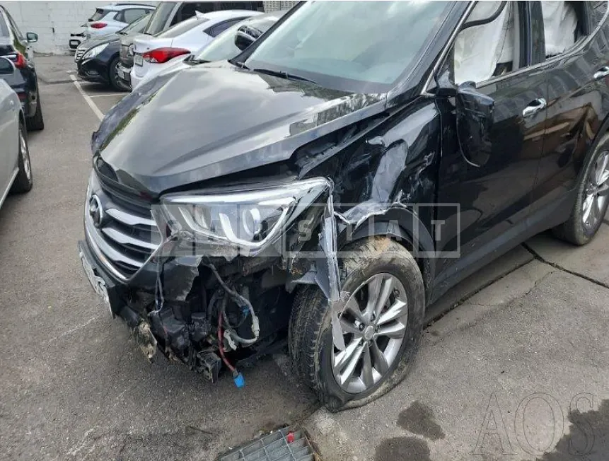 Photo 2 of 24: 2016 Hyundai Santa Fe, VIN KMHSW81UBGU643014 — Korean insurance auction