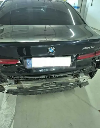 Photo 1 of 42: 2021 BMW 530e — Korean insurance auction