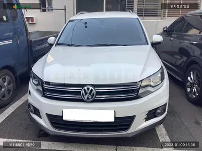 Photo 1 of 11: 2016 Volkswagen Tiguan 2.0 TDI, VIN WVGZZZ5NZGW542805 — Korean insurance auction