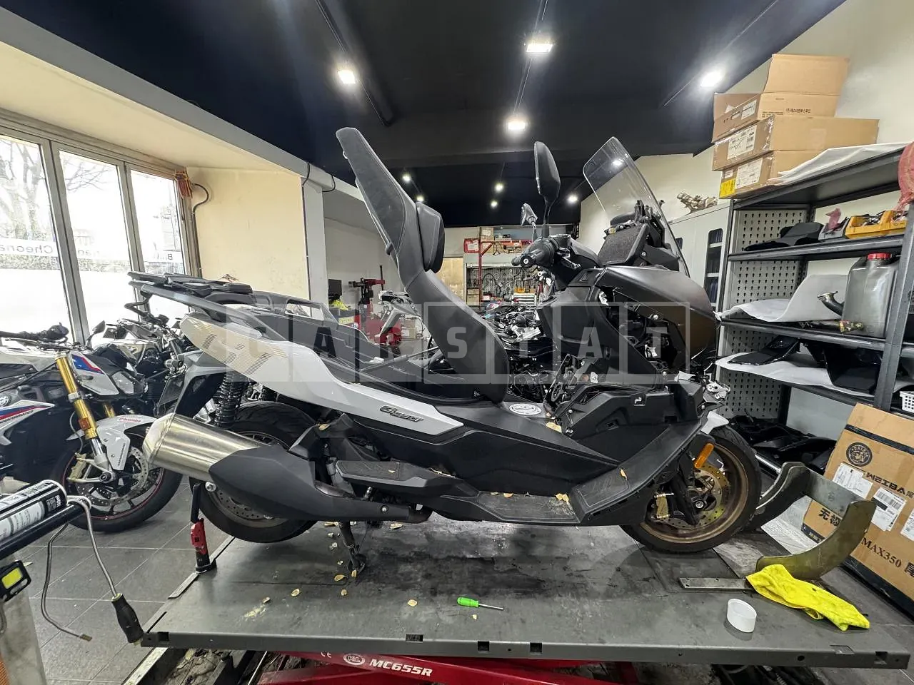 Photo 2 of 43: 2025 BMW C400GT Motorcycle — Korean insurance auction