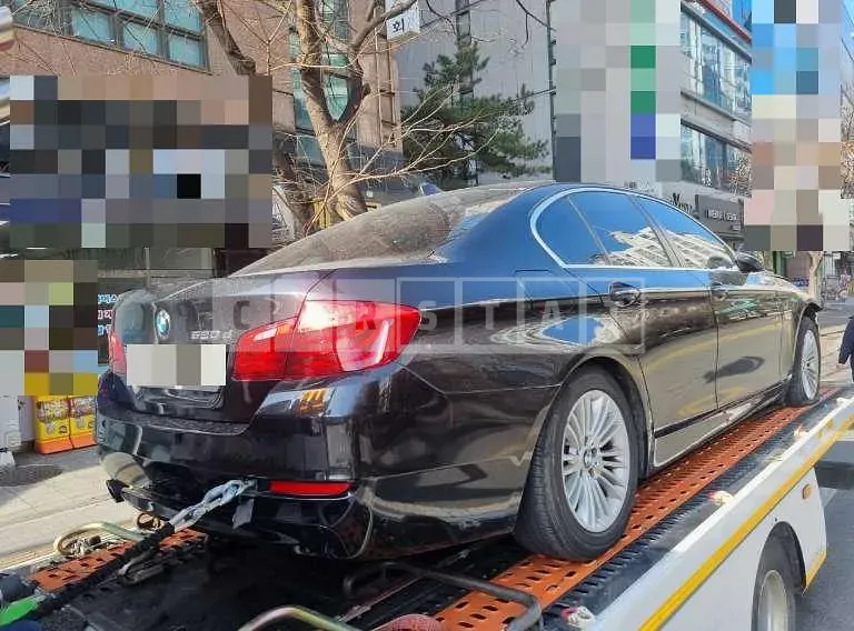 Photo 2 of 12: 2014 BMW 520d — Korean insurance auction
