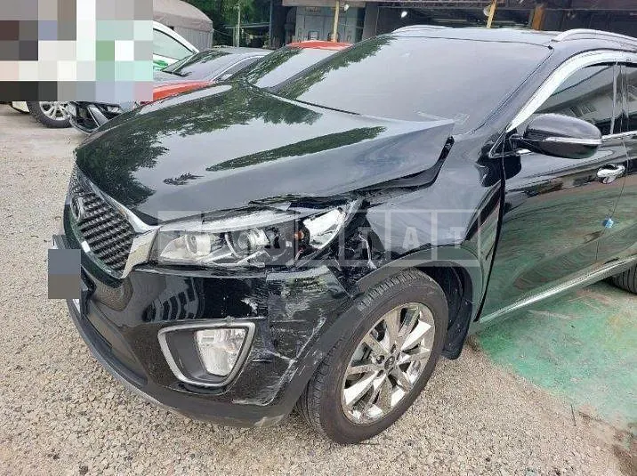 Photo 2 of 7: 2015 Kia Sorento — Korean insurance auction