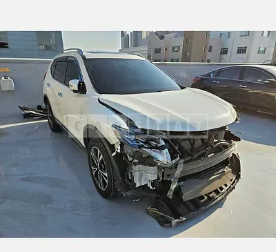 Photo 1 of 14: 2018 Nissan X-Trail 4WD — Korean insurance auction