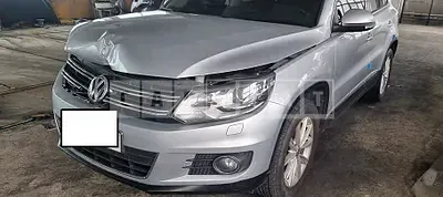 Photo 1 of 12: 2015 Volkswagen Tiguan 2.0 TDI Blue Motion, VIN WVGZZZ5NZFW588644 — Korean insurance auction