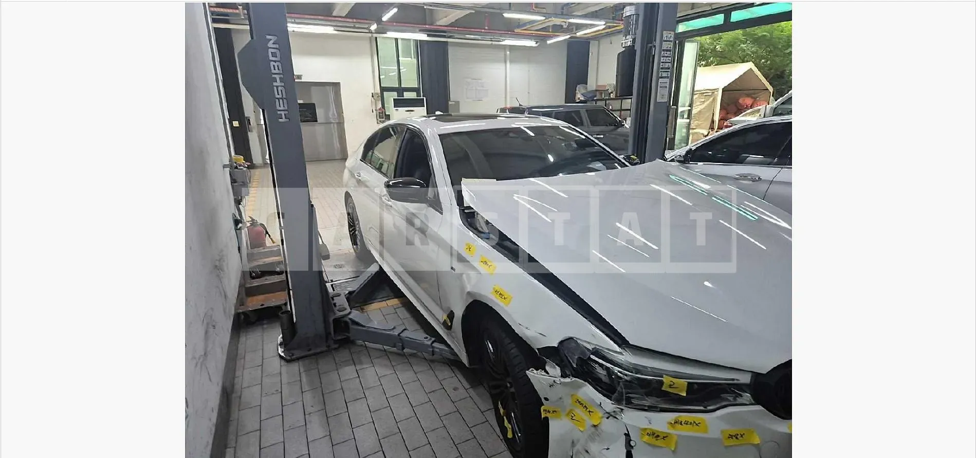 Photo 2 of 10: 2019 BMW 530i M Sport Package Plus — Korean insurance auction