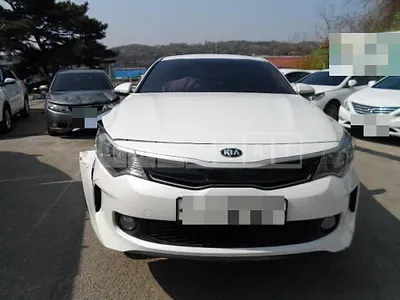 Photo 1 of 33: 2016 Kia K5 2.0 (Hybrid), VIN KNAGT41CBHA005414 — Korean insurance auction