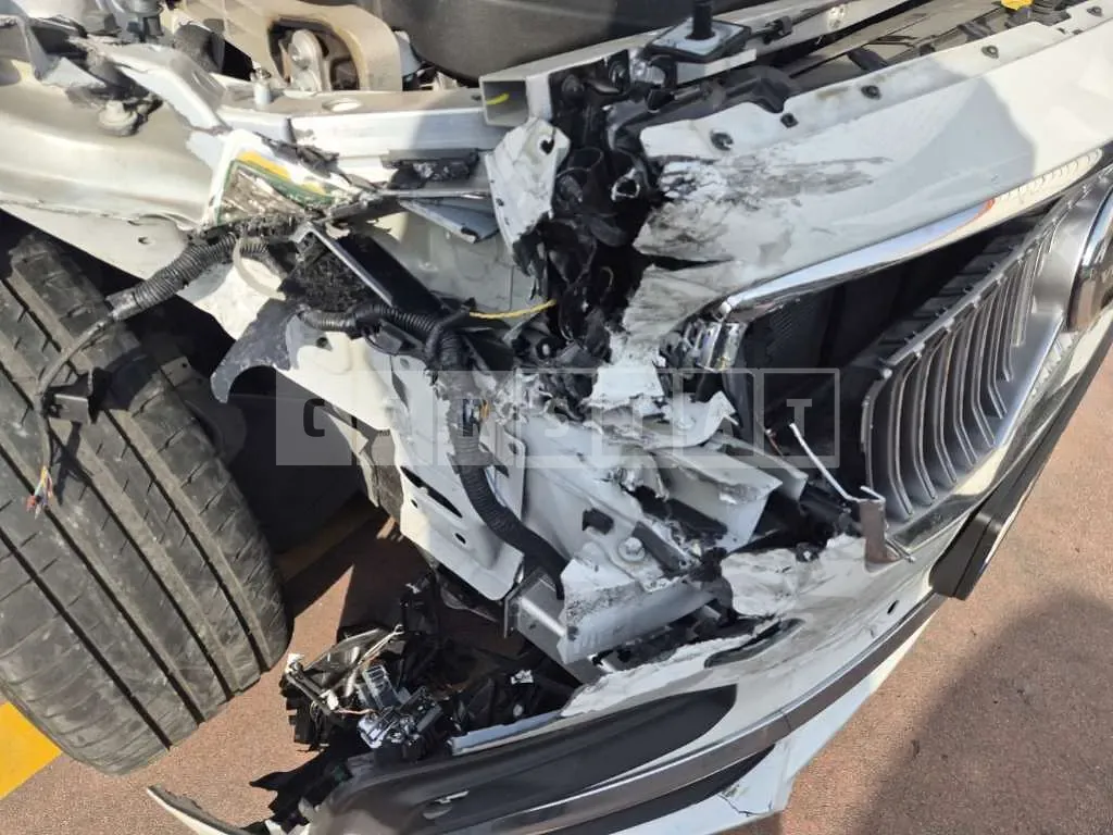 Photo 2 of 33: 2023 Volvo S90B6 AWD — Korean insurance auction