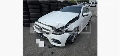 Photo 1 of 30: 2019 Mercedes-Benz E450 4Matic Coupe — Korean insurance auction