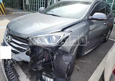 Photo 1 of 11: 2018 Hyundai Santa Fe, VIN KMHSW81UBJU794622 — Korean insurance auction