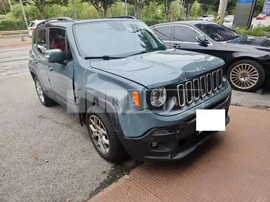 Photo 2 of 8: 2018 Jeep Zip Renegade 2.4 — Korean insurance auction