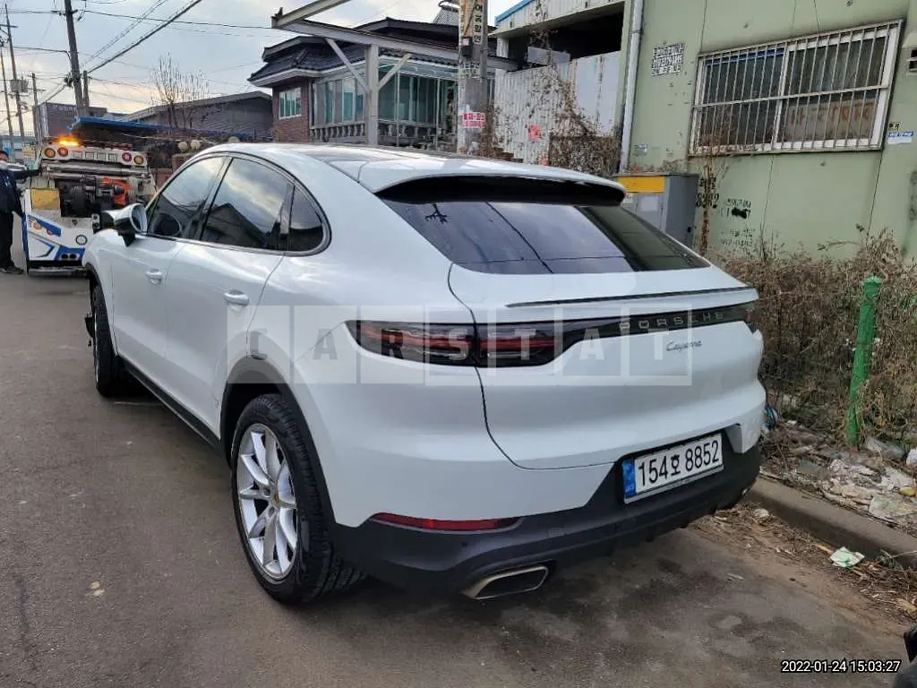 Photo 2 of 17: 2021 Saturn Porsche Caupe — Korean insurance auction
