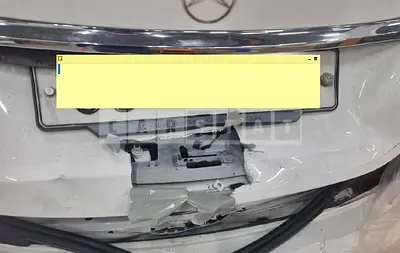 Photo 1 of 16: 2019 Mercedes-Benz E220 d 4Matic, VIN WDDZF0FB6KA531947 — Korean insurance auction