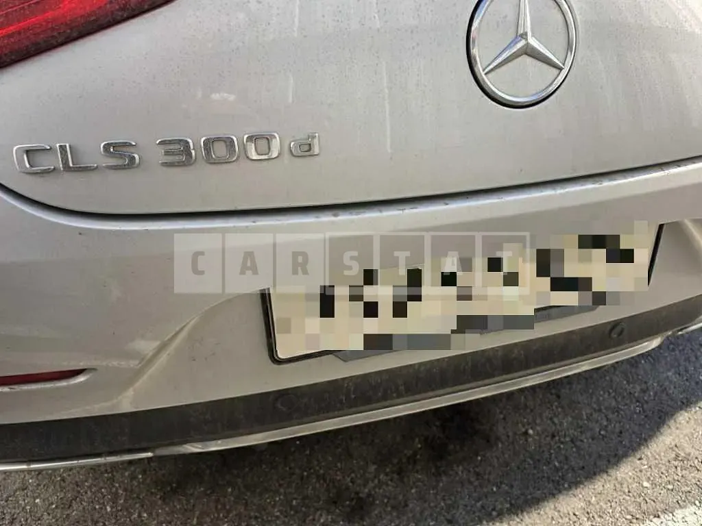 Photo 2 of 19: 2020 Mercedes-Benz CLS300 d — Korean insurance auction