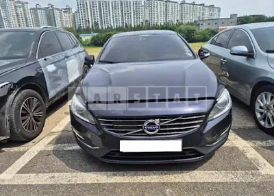 Photo 1 of 12: 2016 Volvo S60 D4, VIN YV1FSA88DG2403207 — Korean insurance auction