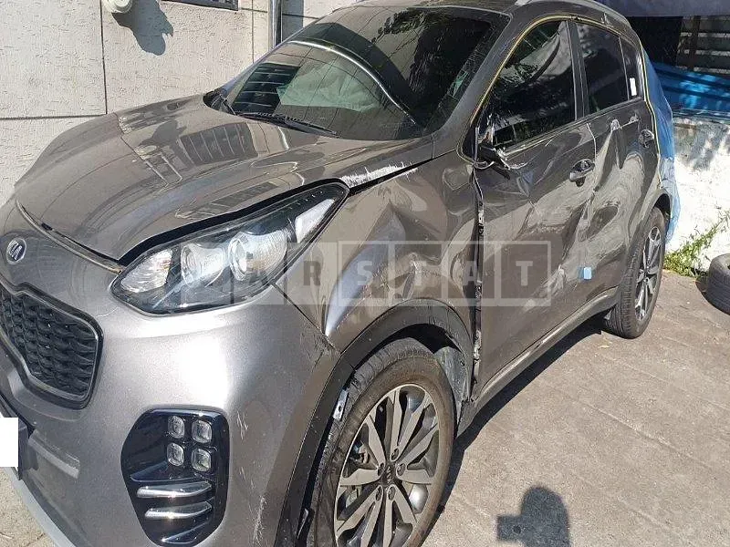 Photo 2 of 31: 2018 Kia Sportage, VIN KNAP781ABJK395063 — Korean insurance auction