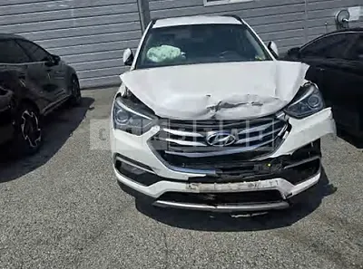 Photo 1 of 14: 2016 Hyundai Santa Fe — Korean insurance auction
