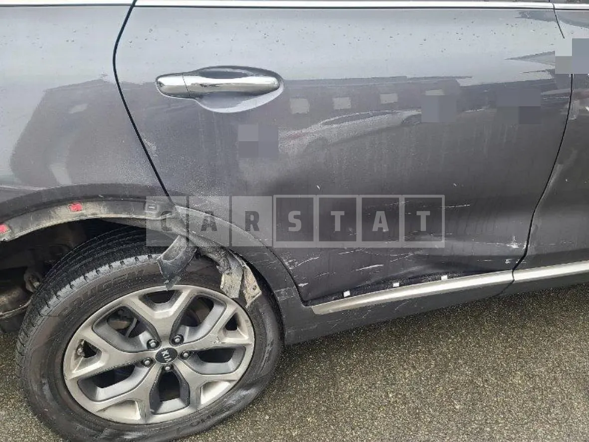 Photo 2 of 31: 2015 Kia Sorento, VIN KNAPS81ABFA074304 — Korean insurance auction
