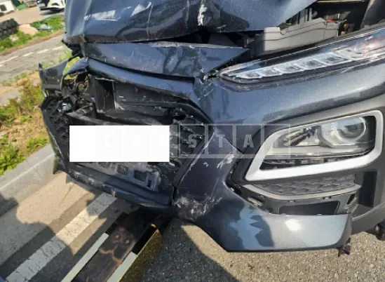 Photo 2 of 12: 2018 Hyundai Kona — Korean insurance auction