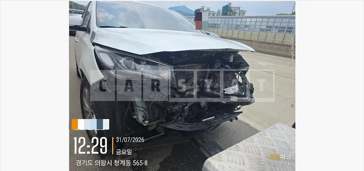Photo 2 of 7: 2020 Kia Carnival 9 Seater — Korean insurance auction