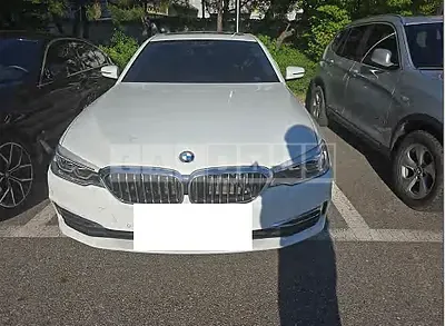 Photo 1 of 27: 2018 BMW 520d — Korean insurance auction